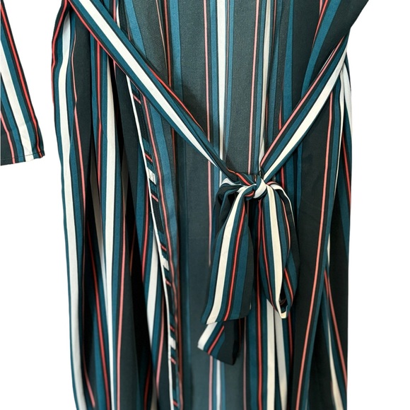 Forever 21 Plus - Green Stripped Cover up kimono robe size 2x - Picture 4 of 5